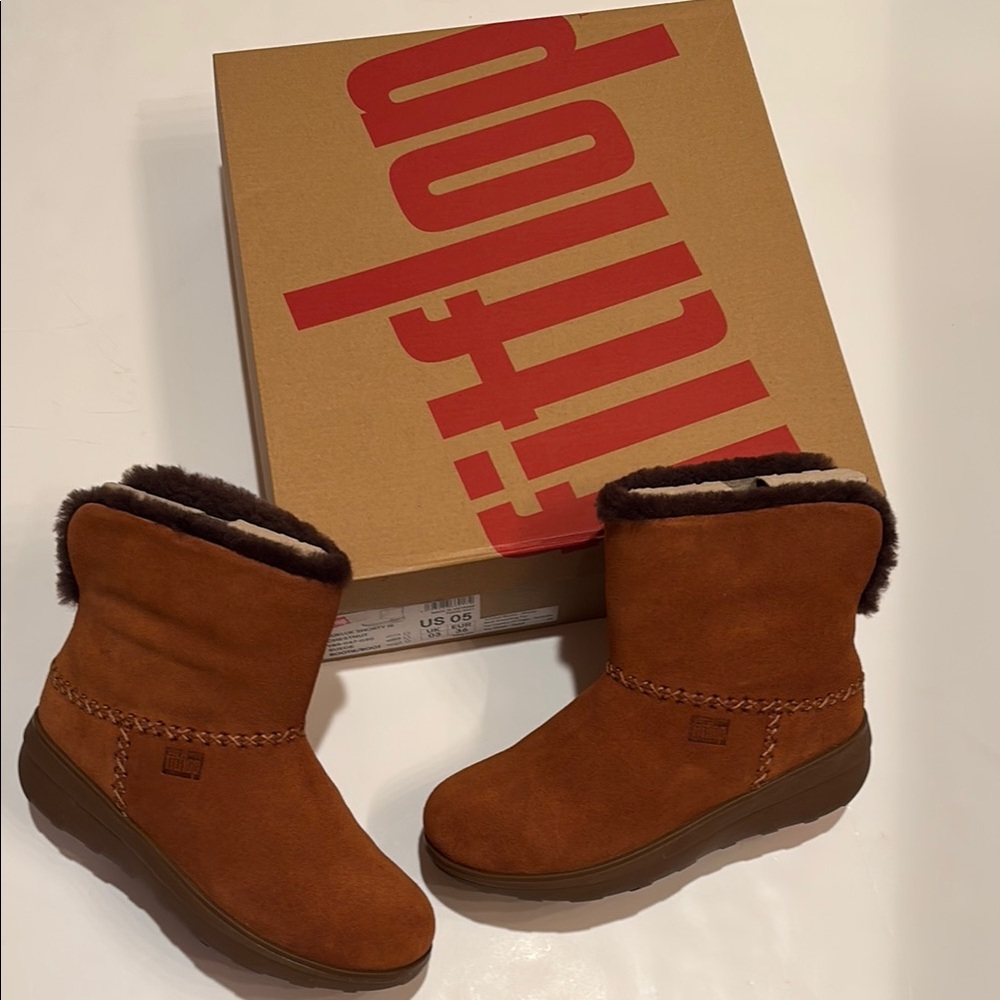 NWT Fitflop Chestnut Suede Boots with Fur Trim MUKLUK shorty III 36 5 fit 6